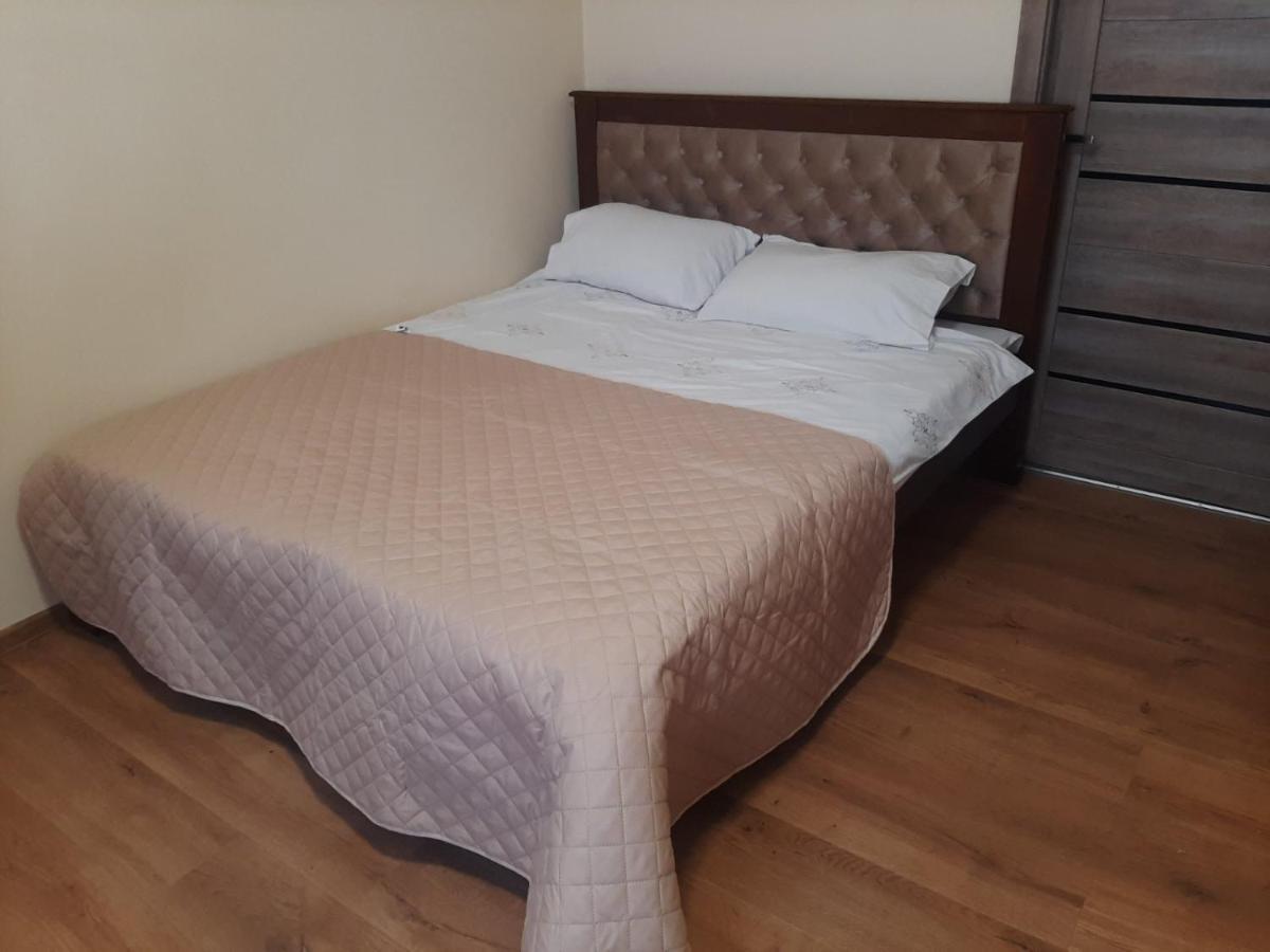 Marka Vovchka Apaartment Lwów Zewnętrze zdjęcie
